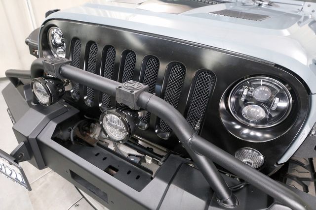 2014 Jeep Wrangler Unlimited Rubicon | Burbank, California | MDK International 2014 Jeep Wrangler Unlimited Rubicon | Burbank, California | MDK International