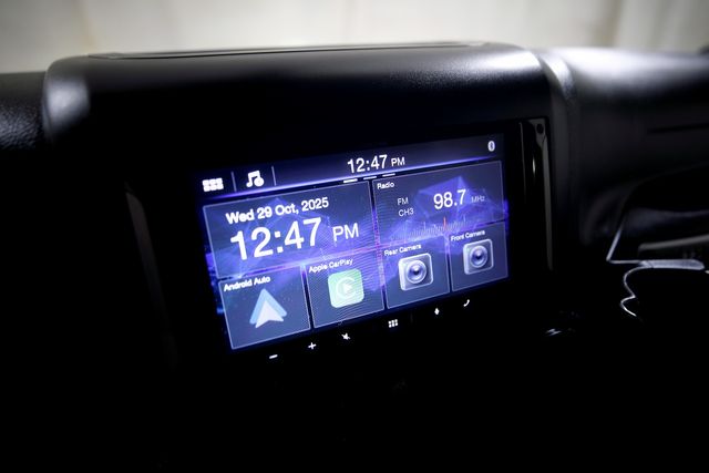 2014 Jeep Wrangler Unlimited Rubicon | Burbank, California | MDK International 2014 Jeep Wrangler Unlimited Rubicon | Burbank, California | MDK International