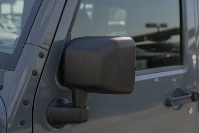 2014 Jeep Wrangler Unlimited Sport 4X4 6-SPEED W/ UPGRADES / REGULAR SERVICE | Dallas, TX | Rocky Mountain Truck Stop Dallas