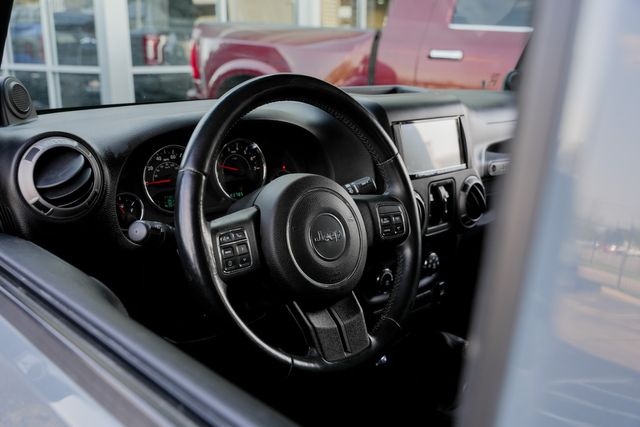 2014 Jeep Wrangler Unlimited Sport 4X4 6-SPEED W/ UPGRADES / REGULAR SERVICE | Dallas, TX | Rocky Mountain Truck Stop Dallas 2014 Jeep Wrangler Unlimited Sport 4X4 6-SPEED W/ UPGRADES / REGULAR SERVICE | Dallas, TX | Rocky Mountain Truck Stop Dallas