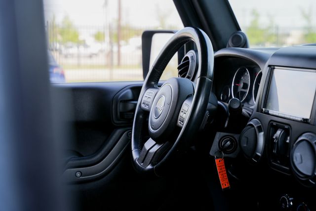 2014 Jeep Wrangler Unlimited Sport 4X4 6-SPEED W/ UPGRADES / REGULAR SERVICE | Dallas, TX | Rocky Mountain Truck Stop Dallas 2014 Jeep Wrangler Unlimited Sport 4X4 6-SPEED W/ UPGRADES / REGULAR SERVICE | Dallas, TX | Rocky Mountain Truck Stop Dallas