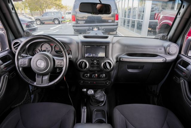 2014 Jeep Wrangler Unlimited Sport 4X4 6-SPEED W/ UPGRADES / REGULAR SERVICE | Dallas, TX | Rocky Mountain Truck Stop Dallas