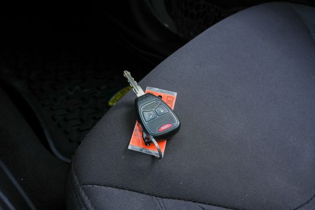 2014 Jeep Wrangler Unlimited Sport 4X4 6-SPEED W/ UPGRADES / REGULAR SERVICE | Dallas, TX | Rocky Mountain Truck Stop Dallas