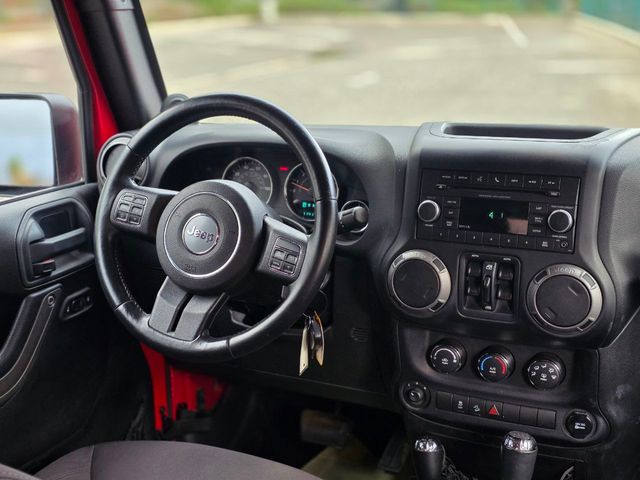 2014 Jeep Wrangler Unlimited Sport 2014 Jeep Wrangler Unlimited Sport