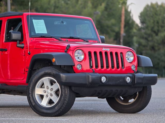 2014 Jeep Wrangler Unlimited Sport 4x4  Automatic  Clean Title | Reseda, CA | Angeles Auto Alliance