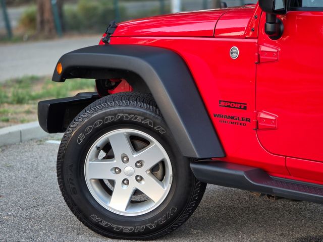 2014 Jeep Wrangler Unlimited Sport 4x4  Automatic  Clean Title | Reseda, CA | Angeles Auto Alliance