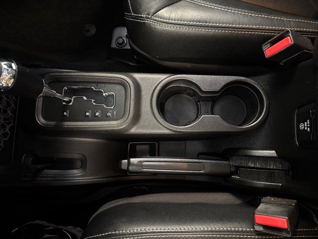 2014 Jeep Wrangler Unlimited Sahara | Rome, GA | Knight's Car Store 2014 Jeep Wrangler Unlimited Sahara | Rome, GA | Knight's Car Store