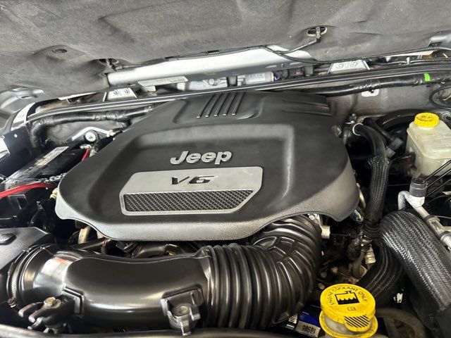 2014 Jeep Wrangler Unlimited Sahara | Rome, GA | Knight's Car Store