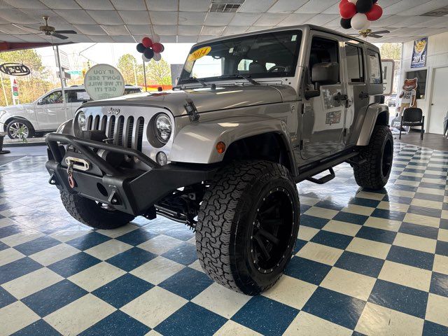2014 Jeep Wrangler Unlimited Sahara | Rome, GA | Knight's Car Store 2014 Jeep Wrangler Unlimited Sahara | Rome, GA | Knight's Car Store