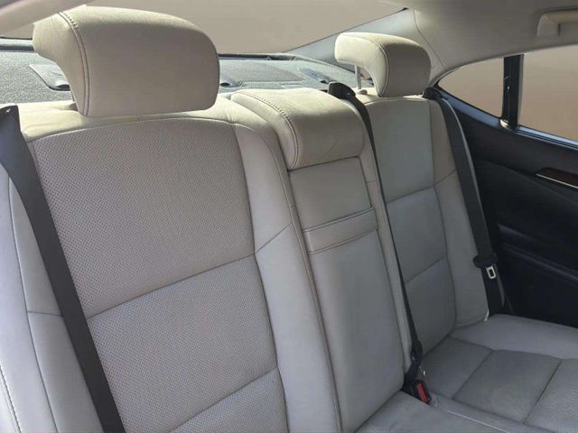 2014 Lexus ES 350 Base | Alpharetta, GA | Star Motors