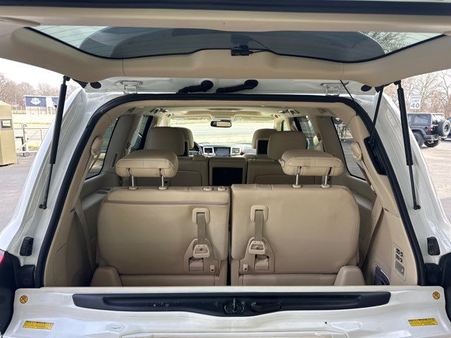 2014 Lexus LX 570 Base