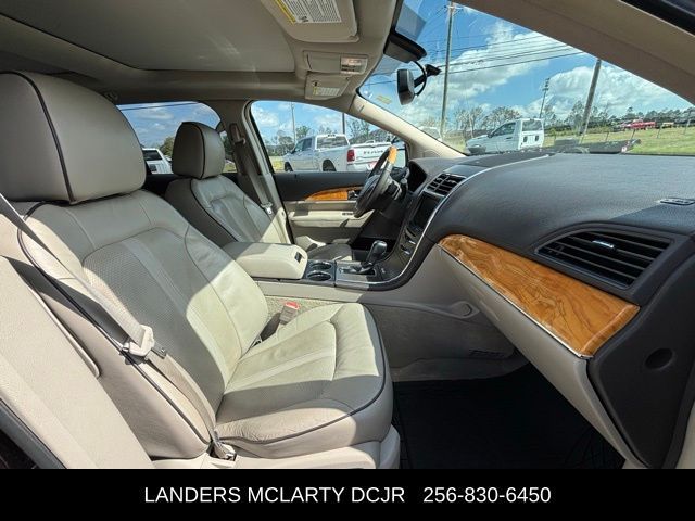 2014 Lincoln MKX Base