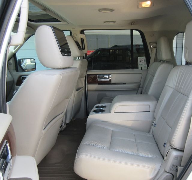 2014 Lincoln Navigator Base | south houston, TX | Carnes Motor Company