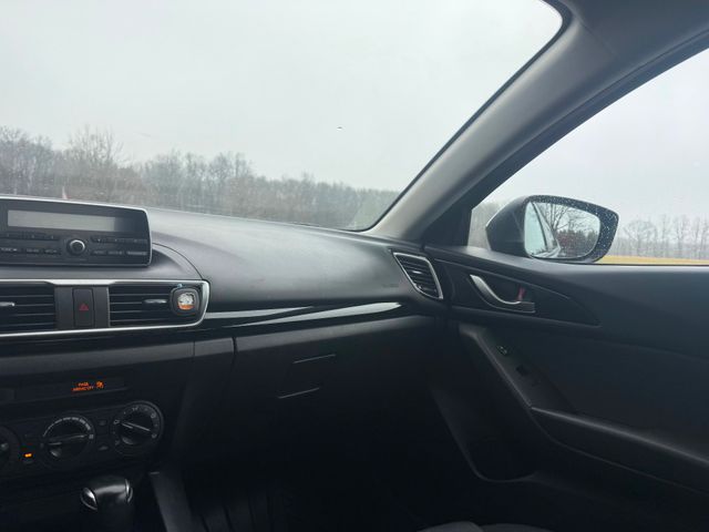 2014 Mazda Mazda3 i Sport