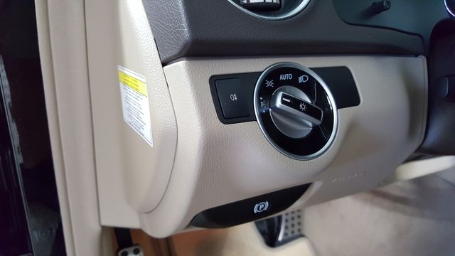 2014 Mercedes-Benz C-Class C 250 Luxury | Carrollton, TX | Legend Motorcars of Carrollton 2014 Mercedes-Benz C-Class C 250 Luxury | Carrollton, TX | Legend Motorcars of Carrollton