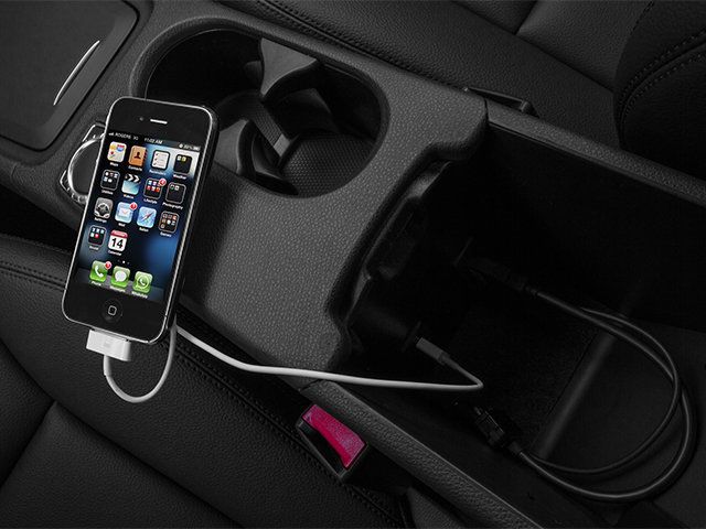 2014 Mercedes-Benz CLA-250 Premium/Multimedia Pkg