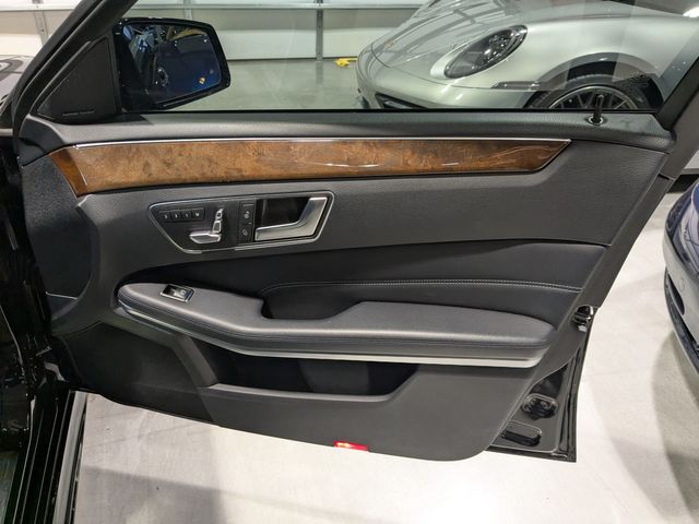 2014 Mercedes-Benz E-Class E 250 BlueTEC Sport 4MATIC | Lake Forest IL | Executive Motor Carz 2014 Mercedes-Benz E-Class E 250 BlueTEC Sport 4MATIC | Lake Forest IL | Executive Motor Carz