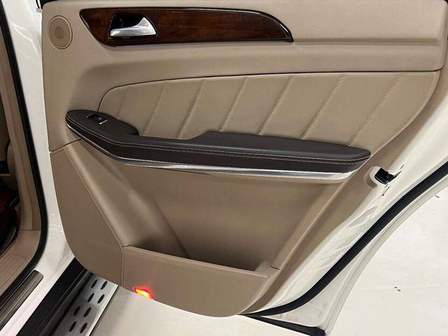 2014 Mercedes-Benz GL-Class GL 550 4MATIC | Houston, TX | Houston Auto Credit 2014 Mercedes-Benz GL-Class GL 550 4MATIC | Houston, TX | Houston Auto Credit