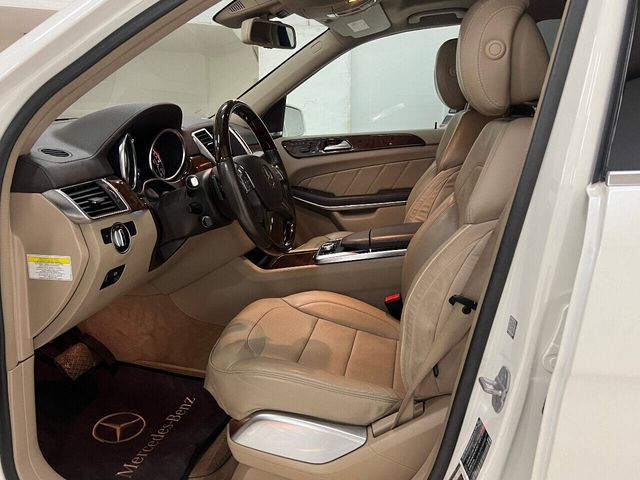 2014 Mercedes-Benz GL-Class GL 550 4MATIC | Houston, TX | Houston Auto Credit 2014 Mercedes-Benz GL-Class GL 550 4MATIC | Houston, TX | Houston Auto Credit