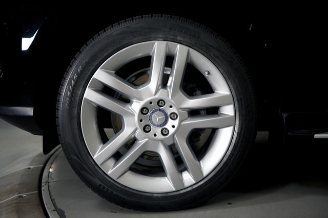 2014 Mercedes-Benz M-Class ML 350 BlueTEC | Burbank, California | MDK International 2014 Mercedes-Benz M-Class ML 350 BlueTEC | Burbank, California | MDK International