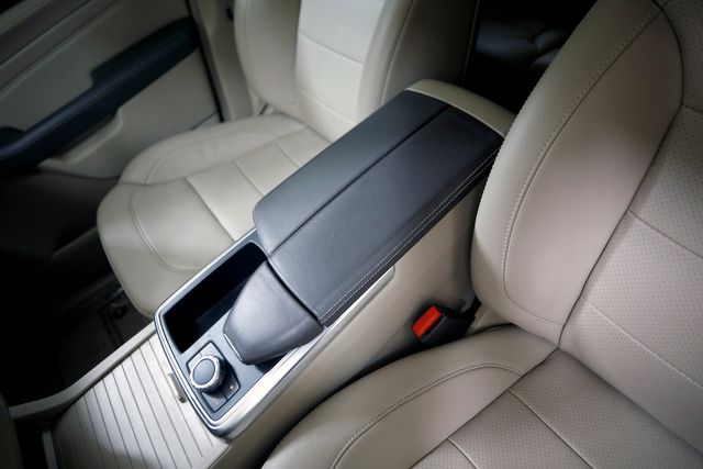 2014 Mercedes-Benz M-Class ML 350 BlueTEC | Burbank, California | MDK International 2014 Mercedes-Benz M-Class ML 350 BlueTEC | Burbank, California | MDK International