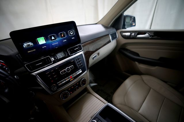 2014 Mercedes-Benz M-Class ML 350 BlueTEC | Burbank, California | MDK International 2014 Mercedes-Benz M-Class ML 350 BlueTEC | Burbank, California | MDK International