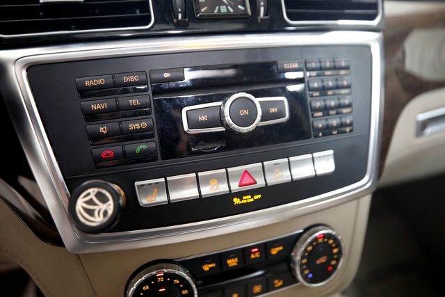 2014 Mercedes-Benz M-Class ML 350 BlueTEC | Burbank, California | MDK International 2014 Mercedes-Benz M-Class ML 350 BlueTEC | Burbank, California | MDK International