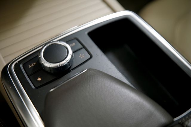 2014 Mercedes-Benz M-Class ML 350 BlueTEC | Burbank, California | MDK International 2014 Mercedes-Benz M-Class ML 350 BlueTEC | Burbank, California | MDK International