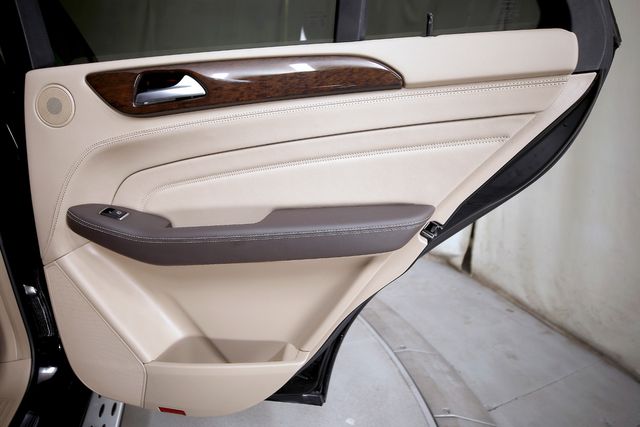 2014 Mercedes-Benz M-Class ML 350 BlueTEC | Burbank, California | MDK International 2014 Mercedes-Benz M-Class ML 350 BlueTEC | Burbank, California | MDK International