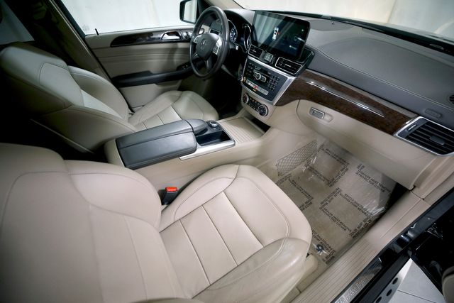 2014 Mercedes-Benz M-Class ML 350 BlueTEC | Burbank, California | MDK International 2014 Mercedes-Benz M-Class ML 350 BlueTEC | Burbank, California | MDK International