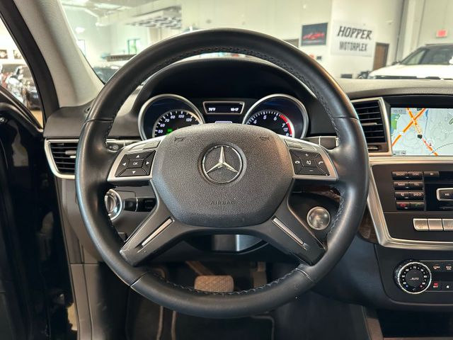 2014 Mercedes-Benz M-Class ML 350 4MATIC | Irving, Texas | Hopper Motorplex 2014 Mercedes-Benz M-Class ML 350 4MATIC | Irving, Texas | Hopper Motorplex
