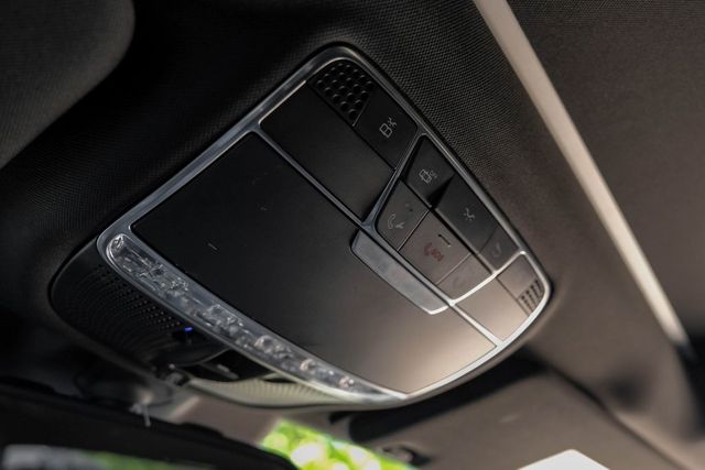 2014 Mercedes-Benz S-Class S 550 4MATIC Mem Heated/Ventilated Rear Seats Nav XM 2014 Mercedes-Benz S-Class S 550 4MATIC Mem Heated/Ventilated Rear Seats Nav XM