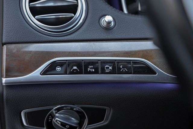 2014 Mercedes-Benz S-Class S 550 4MATIC Mem Heated/Ventilated Rear Seats Nav XM 2014 Mercedes-Benz S-Class S 550 4MATIC Mem Heated/Ventilated Rear Seats Nav XM