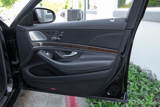 2014 Mercedes-Benz S-Class S 550 4MATIC Mem Heated/Ventilated Rear Seats Nav XM 2014 Mercedes-Benz S-Class S 550 4MATIC Mem Heated/Ventilated Rear Seats Nav XM