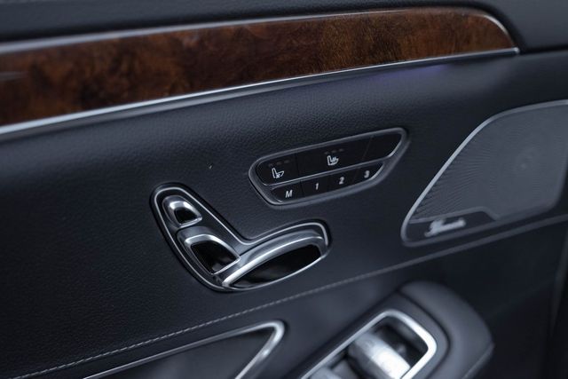 2014 Mercedes-Benz S-Class S 550 4MATIC Mem Heated/Ventilated Rear Seats Nav XM 2014 Mercedes-Benz S-Class S 550 4MATIC Mem Heated/Ventilated Rear Seats Nav XM