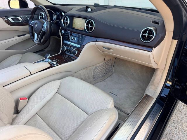 2014 Mercedes-Benz SL-Class SL 550 | Houston, TX | Houston Auto Credit 2014 Mercedes-Benz SL-Class SL 550 | Houston, TX | Houston Auto Credit