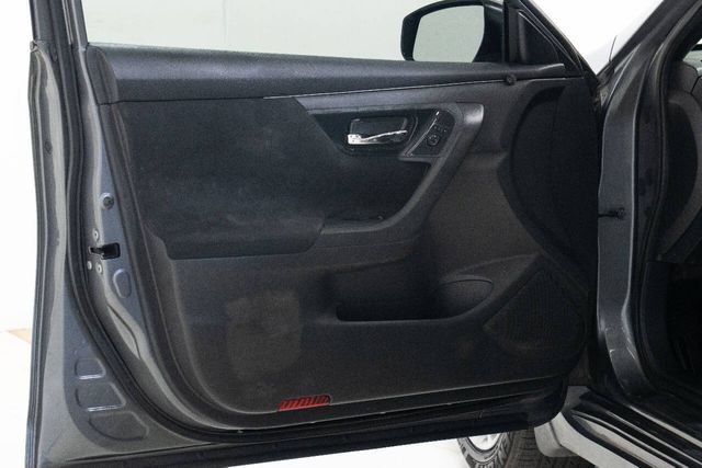 2014 Nissan Altima 2.5 SV 4dr Sedan | Houston, TX | Houston Auto Credit 2014 Nissan Altima 2.5 SV 4dr Sedan | Houston, TX | Houston Auto Credit