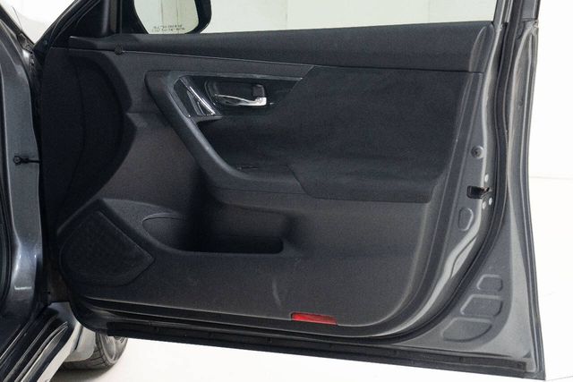 2014 Nissan Altima 2.5 SV 4dr Sedan | Houston, TX | Houston Auto Credit 2014 Nissan Altima 2.5 SV 4dr Sedan | Houston, TX | Houston Auto Credit