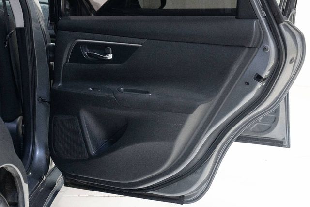 2014 Nissan Altima 2.5 SV 4dr Sedan | Houston, TX | Houston Auto Credit 2014 Nissan Altima 2.5 SV 4dr Sedan | Houston, TX | Houston Auto Credit