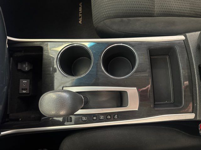 2014 Nissan Altima 2.5 SV | Rome, GA | Knight's Car Store 2014 Nissan Altima 2.5 SV | Rome, GA | Knight's Car Store