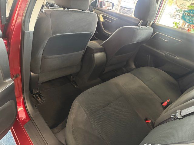 2014 Nissan Altima 2.5 SV | Rome, GA | Knight's Car Store 2014 Nissan Altima 2.5 SV | Rome, GA | Knight's Car Store