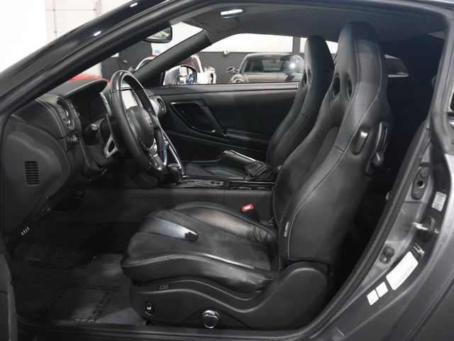 2014 Nissan GT-R Premium AWD 2dr Coupe | Federal Way, WA | West State Motorsports
