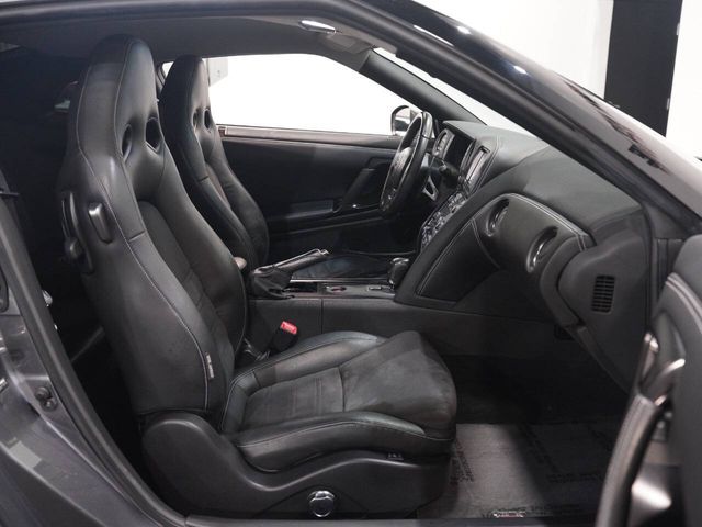 2014 Nissan GT-R Premium AWD 2dr Coupe | Federal Way, WA | West State Motorsports