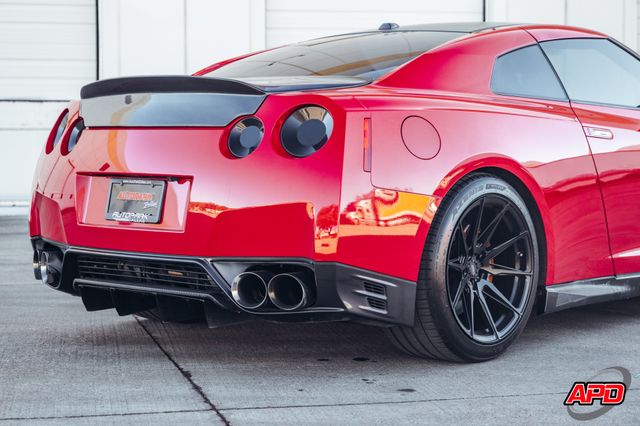 2014 Nissan GT-R Premium