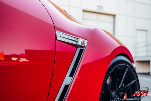 2014 Nissan GT-R Premium 2014 Nissan GT-R Premium