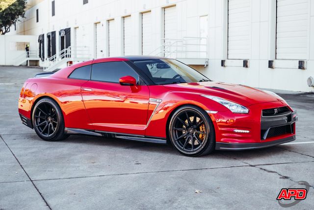 2014 Nissan GT-R Premium 2014 Nissan GT-R Premium
