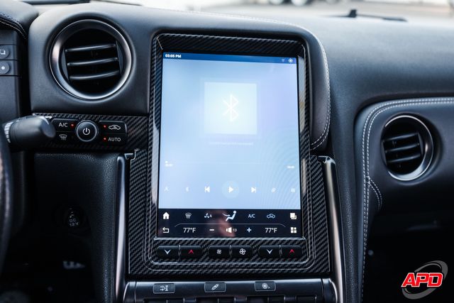 2014 Nissan GT-R Premium