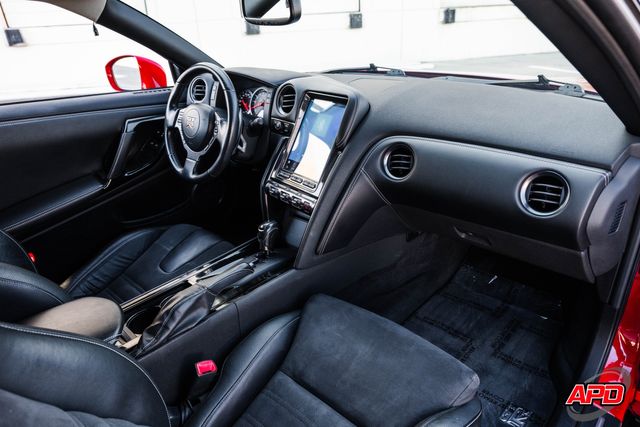 2014 Nissan GT-R Premium