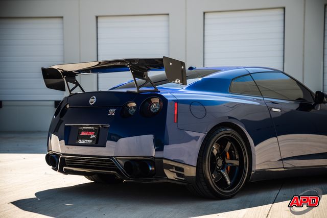 2014 Nissan GT-R Premium 2014 Nissan GT-R Premium