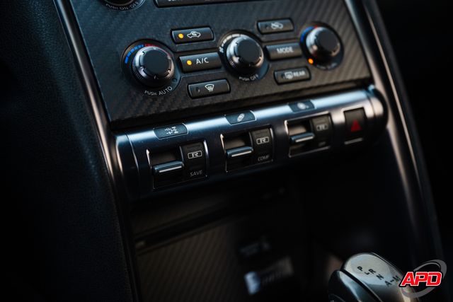 2014 Nissan GT-R Premium 2014 Nissan GT-R Premium
